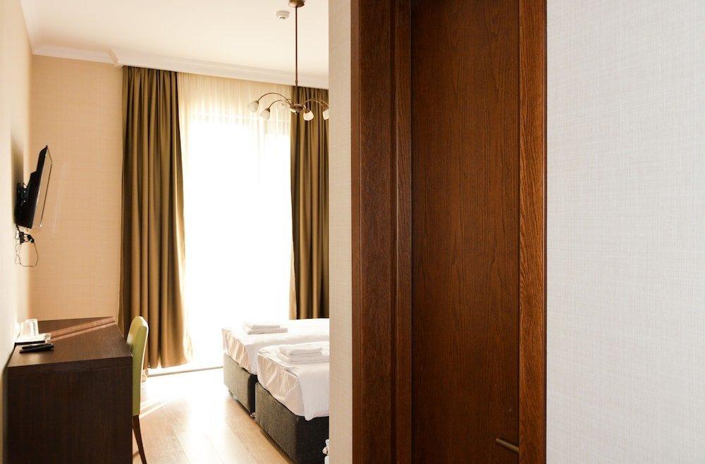 Hotel Eleon Boutique 3*