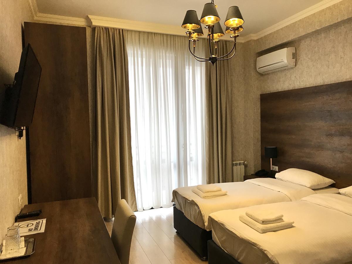 Hotel Eleon Boutique 3*